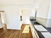 Küche - 2 Zimmer Etagenwohnung zur Miete in Stuttgart