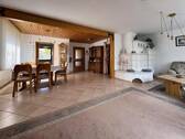 Wohn- und Esszimmer - 