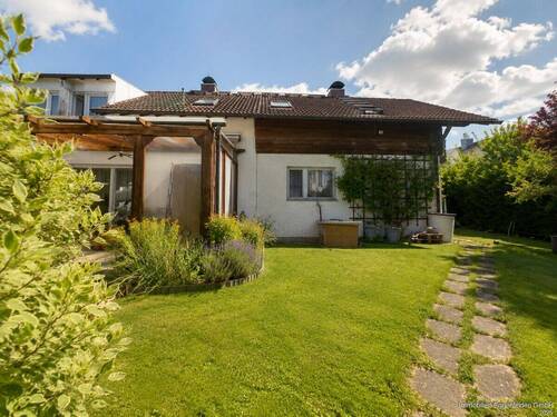 Foto Bungalow (KI-optimiert) (2) - 1 Zimmer Einfamilienhaus zum Kaufen in Taufkirchen