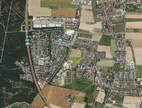 Luftbild - Einfamilienhaus mit 270,00 m&sup2; in Taufkirchen zum Kaufen