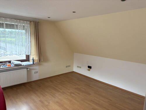 Zimmer 2 OG - 