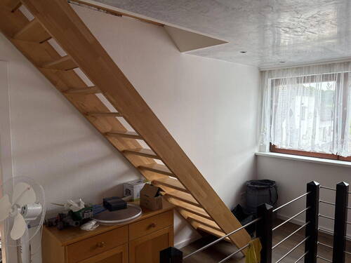 Flur OG Treppe DG - 