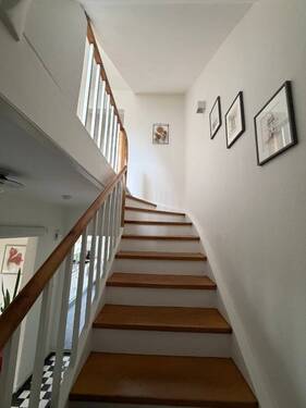Treppe zum Obergeschoss - 