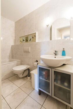 Bild 3 - 2 Zimmer Etagenwohnung in Berlin