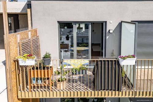 Blick auf den Balkon (7.OG) - 