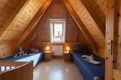 Schlafzimmer mit Einzelbetten OG - 