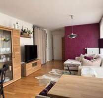 Provisionsfrei!! Moderne 3-Zimmer-Wohnung mit Sonnenloggia und Aufzug - ruhig und zentral - Fürth Südstadt