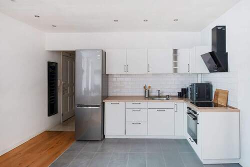 Einbauküche - Etagenwohnung mit 55,00 m&sup2; in Berlin-Gesundbrunnen zum Kaufen