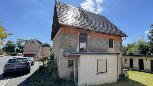 Straßenseite - Einfamilienhaus mit 72,80 m² in Wachau zum Kaufen