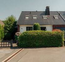 Doppelhaushälfte mit drei separaten Wohneinheiten im Grünen - Kürten Waldmühle