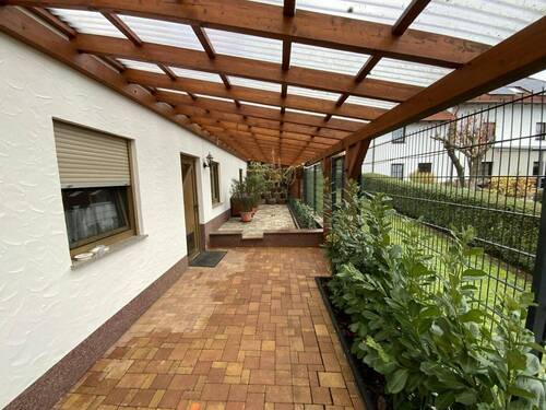 Überdachte Terrasse - 