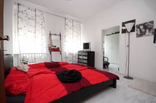 Das Schlafzimmer im 1 OG.JPG - 