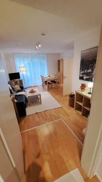 Wohn/Esszimmer - 1 Zimmer Etagenwohnung zur Miete in München