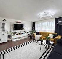 Schöne Doppelhaushäle mit Einliegerwohnung, 4-Stellplatz-Garage und 859 m² Grundstück - Hof / Moschendorf Innenstadt