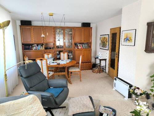 Wohnzimmer Blick zum Essbereich EG - 