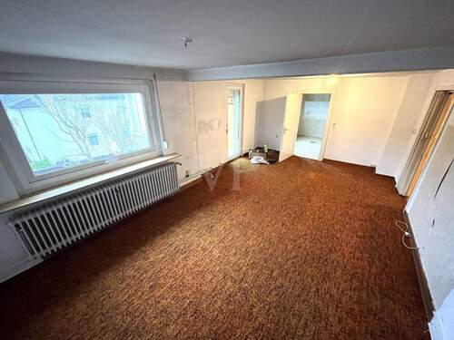 Wohnzimmer - Doppelhaushälfte mit 111,00 m&sup2; in Siegen zum Kaufen