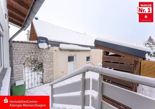 Zugang Garten und Garage - Doppelhaushälfte mit 80,00 m&sup2; in Meinerzhagen zum Kaufen