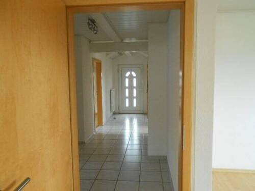 Bild 6 - 3 Zimmer Wohnung im I.OG (DG) mit Balkon und Terrasse