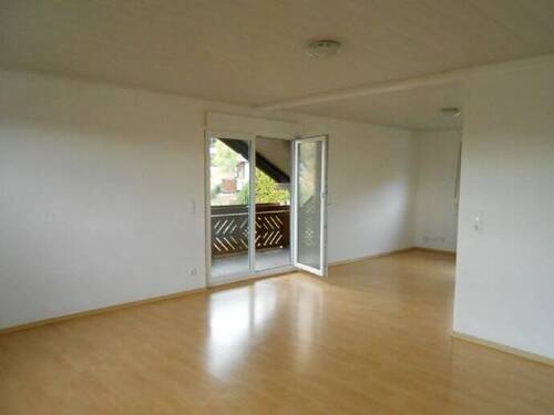 Bild 1 - 3 Zimmer Etagenwohnung zur Miete in Seibersbach