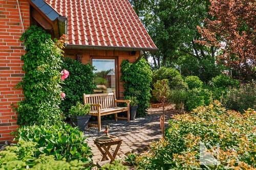 Sitzplatz-Gartenblick - 