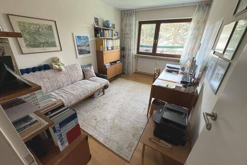 Zimmer - Etagenwohnung mit 80,00 m² in Stuttgart zum Kaufen