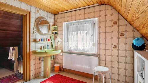 1. OG Badezimmer 1 - 