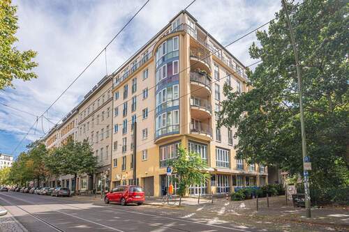 Hausansicht - 2 Zimmer Etagenwohnung in Berlin