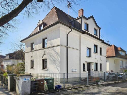 Außenansicht - 9 Zimmer Mehrfamilienhaus, Wohnhaus zum Kaufen in Wiesloch