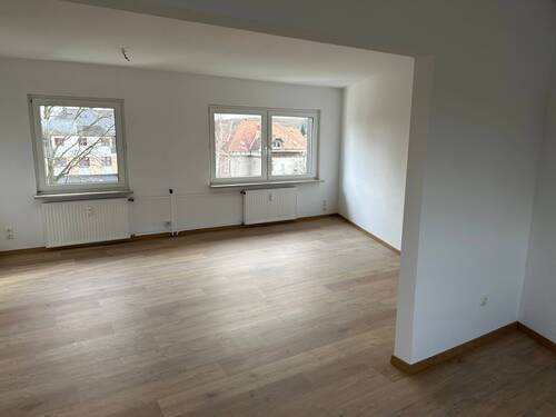 Wohnbereich - 4 Zimmer Etagenwohnung zur Miete in St. Egidien