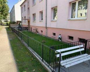 Suchen Ihre neue Wohnung für 2026? Eine schöne sanierte 2-Raum-Wohnung wartet auf Sie! - Plattenburg Glöwen