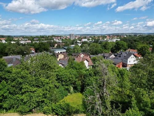 Fernsicht - Mehrfamilienhaus, Wohnhaus mit 239,00 m&sup2; in Coburg zum Kaufen