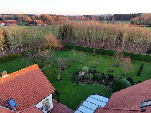 Parkähnlicher Garten mit Waldgrundstück - 