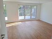 Wohn-/Esszimmer - 