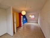 Zimmer im Dachgeschoss - 