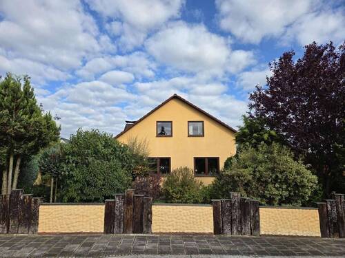 Bild 2 - 6 Zimmer Einfamilienhaus zum Kaufen in Pyrbaum