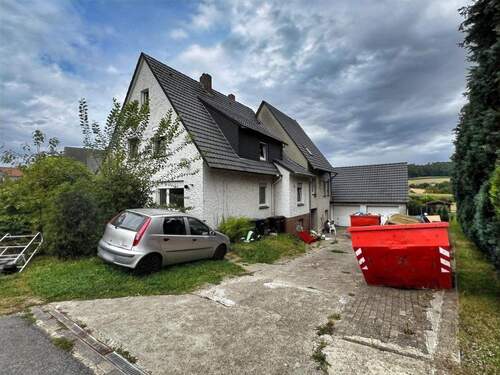Straßenansicht… - 6 Zimmer Einfamilienhaus in Preußisch Oldendorf