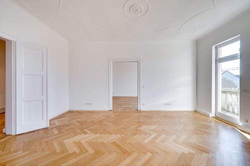 Wohnzimmer - Etagenwohnung mit 126,00 m&sup2; in München zur Miete