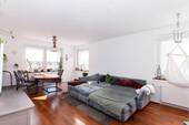 11. Wohnzimmer, 1. OG - 