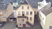 Drohnenaufnahme - Einfamilienhaus mit 100,00 m² in Klüsserath zum Kaufen