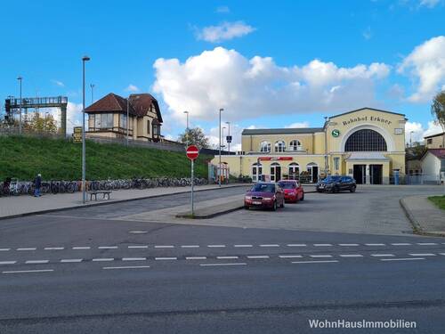 S- und Regionalbahnhof in 8 Minuten erreichbar - 