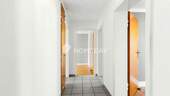 Flur 1 - 