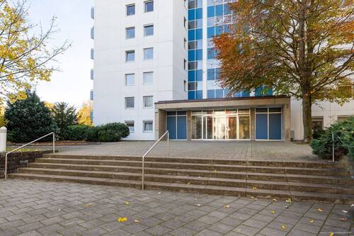 Blick auf das Gebäude - 