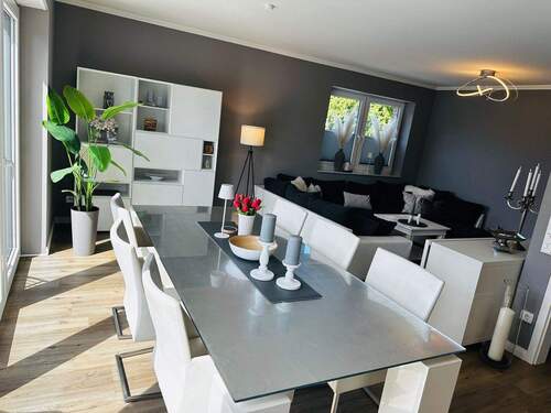 Wohn- und Essbereich - 