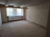 Raum vorn, links im OG - 