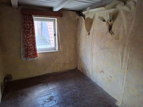 Raum hinten, rechts im DG - 