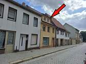 Vorderansicht von links - Reihenmittelhaus zum Kaufen in Aschersleben