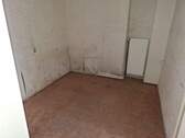 Raum Mitte, links im EG - 