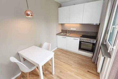 0b2b930f-7751-407f-10.jpg - 