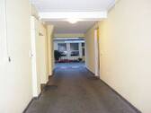 Hauseingangsbereich - 2 Zimmer Etagenwohnung zur Miete in Mainz