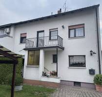 Zwei Häuser - ein Grundstück: Vielseitige Wohn- und Nutzungsmöglichkeiten - Nürnberg Fischbach